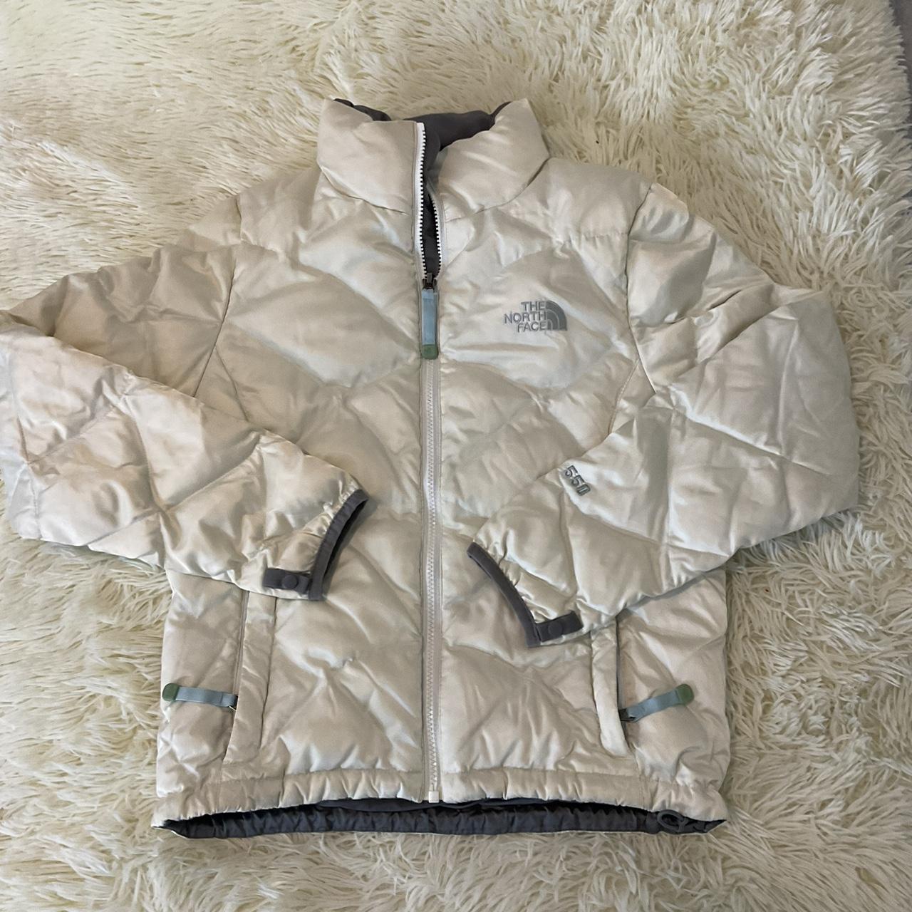 The north face 550 white puffer jacket Size xs... - Depop