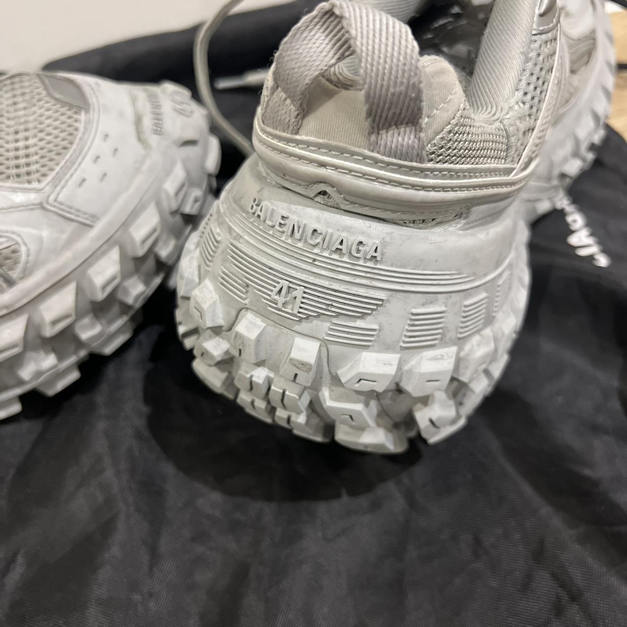 BALENCIAGA DEFENDER SNEAKER - SIZE 41 Comes in | Depop