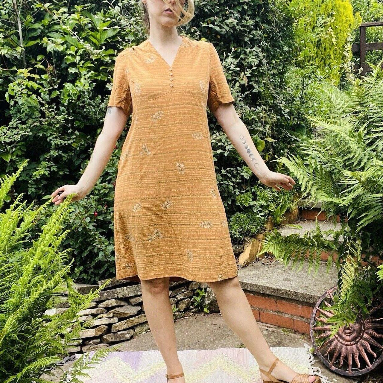 Beautifu store vintage 70s dress