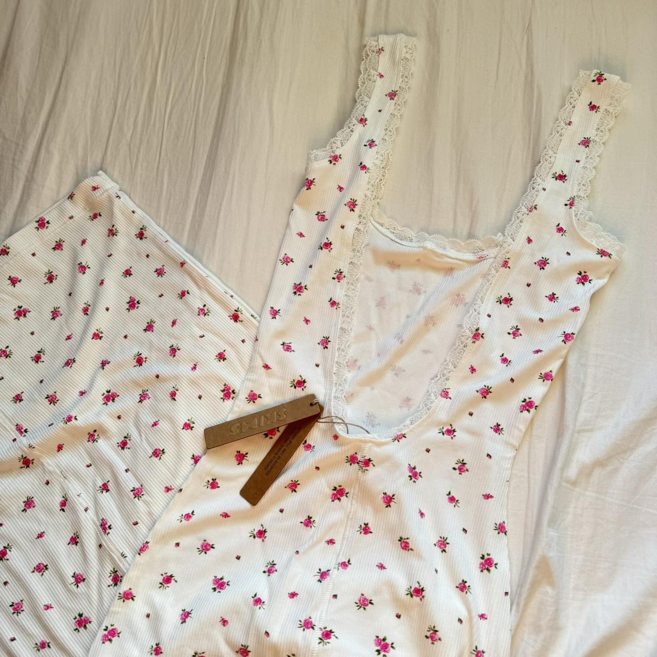 Skims Dress •BNWT •SKIMS SOFT LOUNGE LACE SCOOP | Depop
