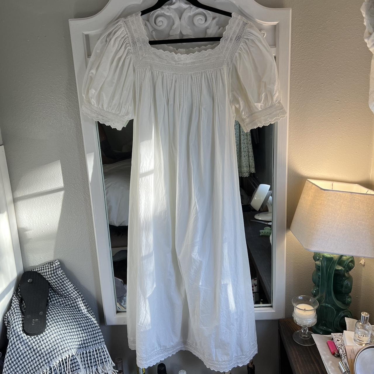 White Doen Crochet Trim Dress Size Medium EUC Depop