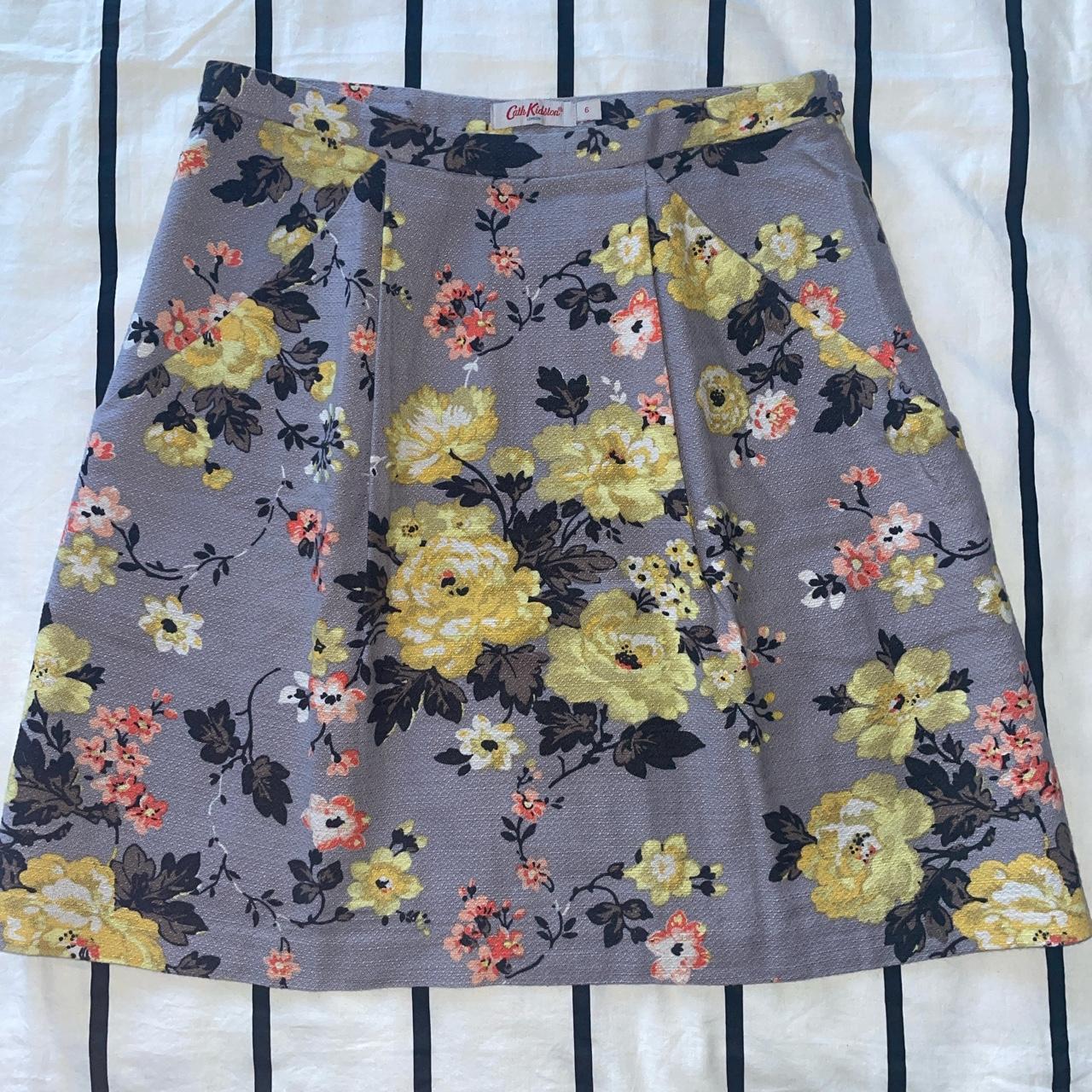 cath kidston skirt size U.K. 6 been used a few... - Depop