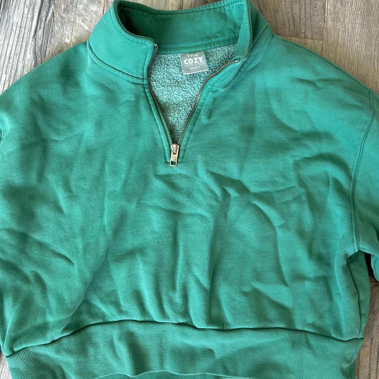 Aritzia Men's Green Sweatshirt Depop