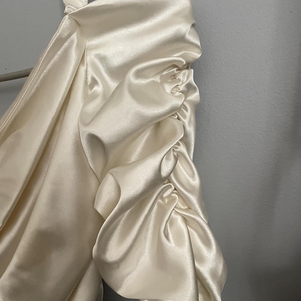 Vintage Jessica McClintock Cream Satin Off the... - Depop