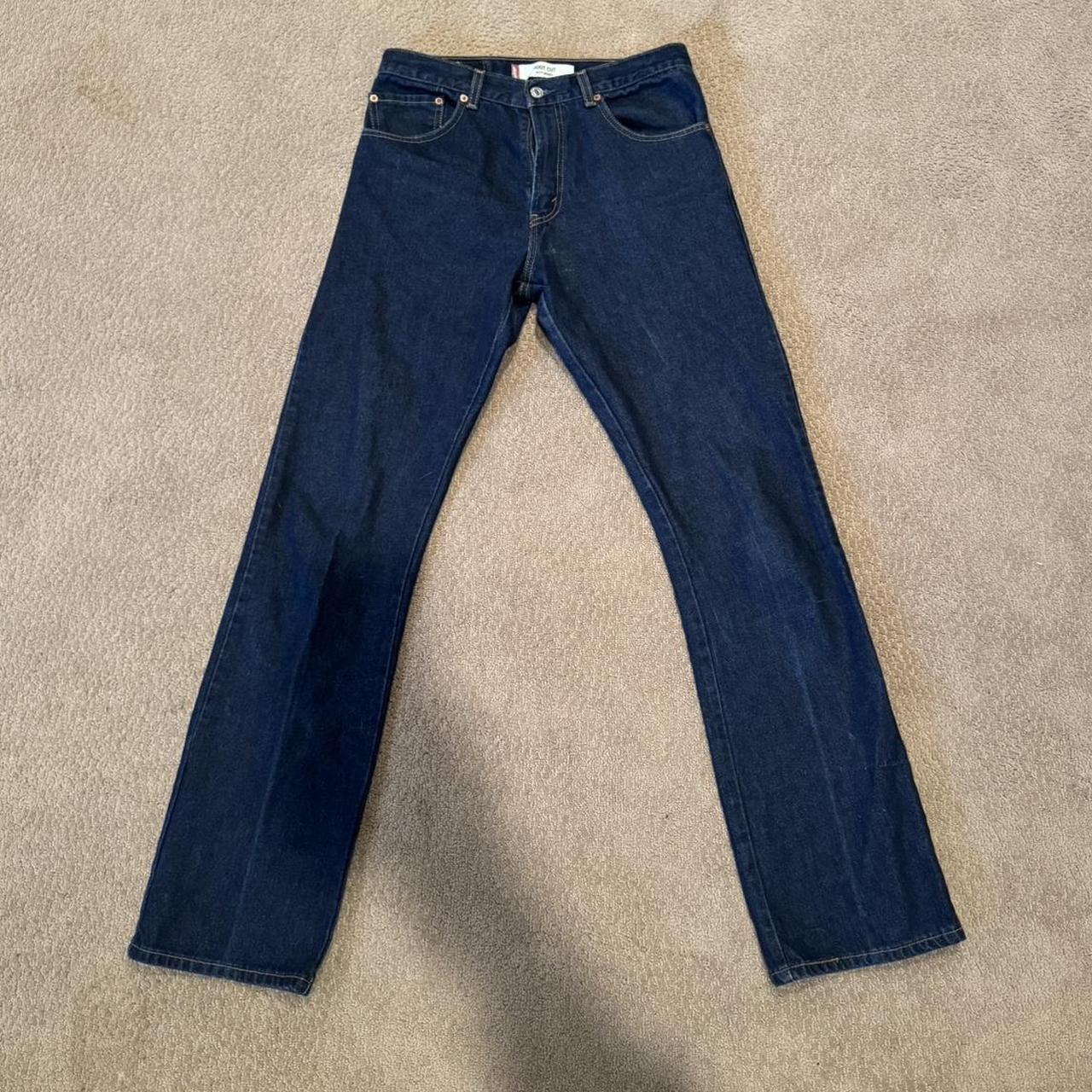 item listed by benclarksonz