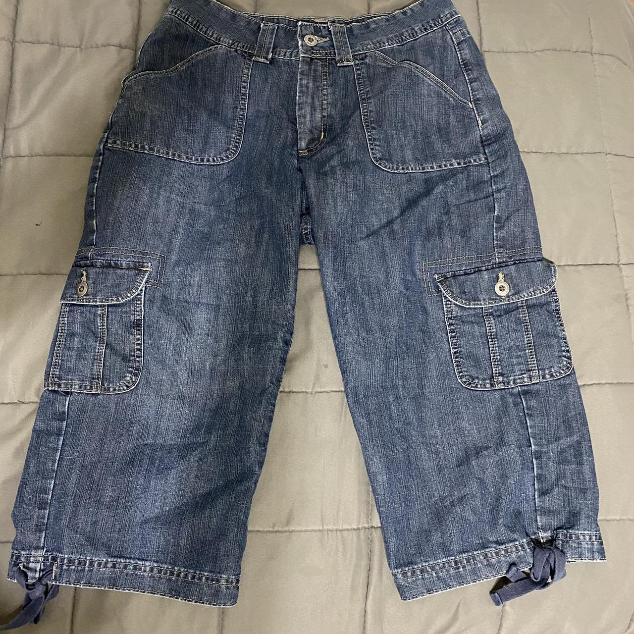 denim lee capri pants size 8 or medium #lee #capri Depop