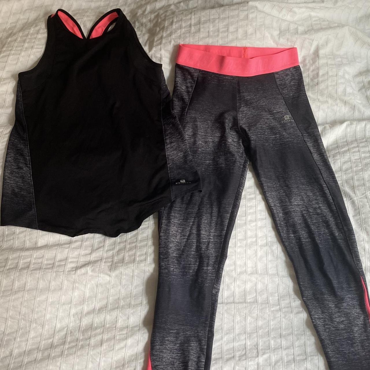Matching sports bra and legging set from Fit2Run.  - Depop
