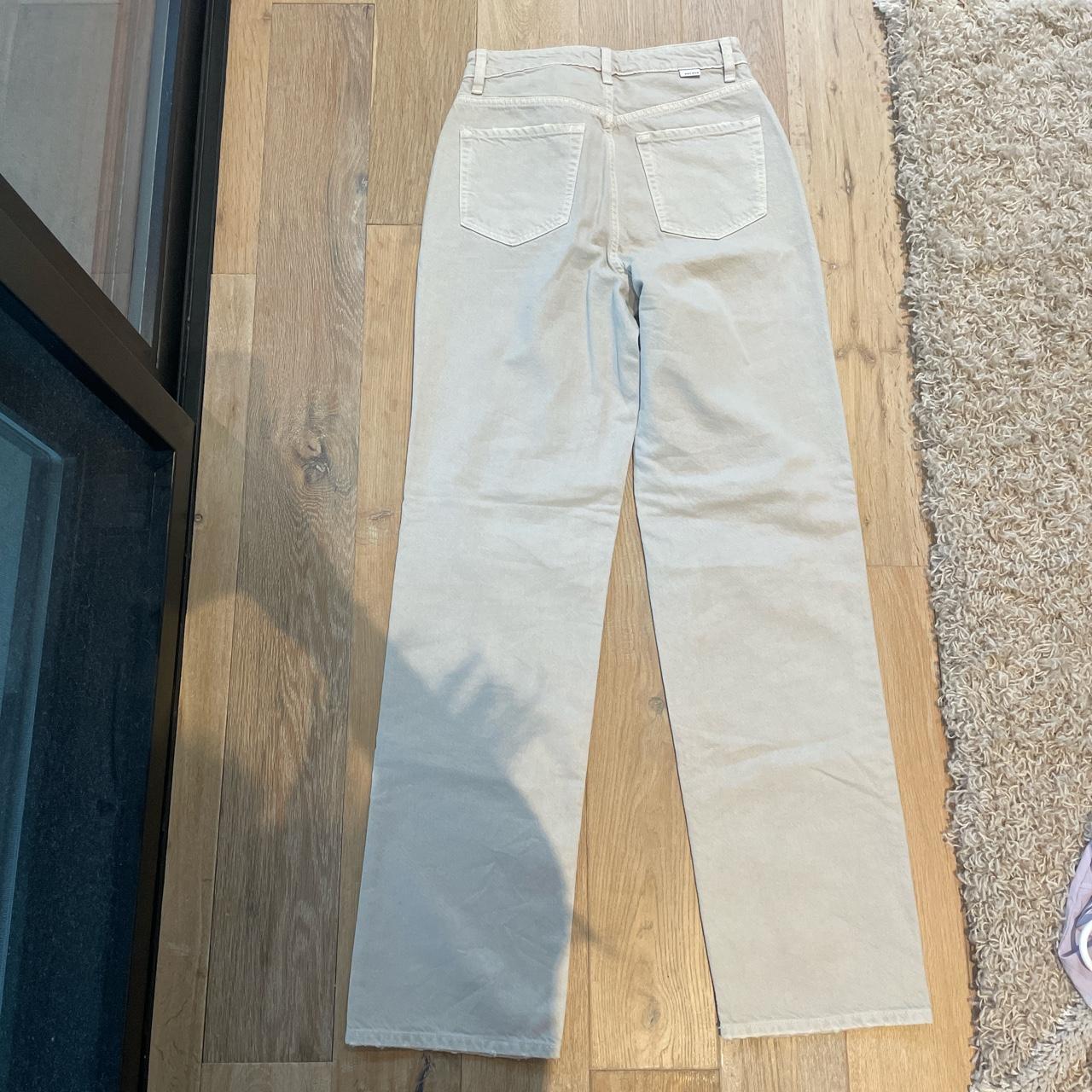 PacSun Women's Cream and Tan Jeans Depop