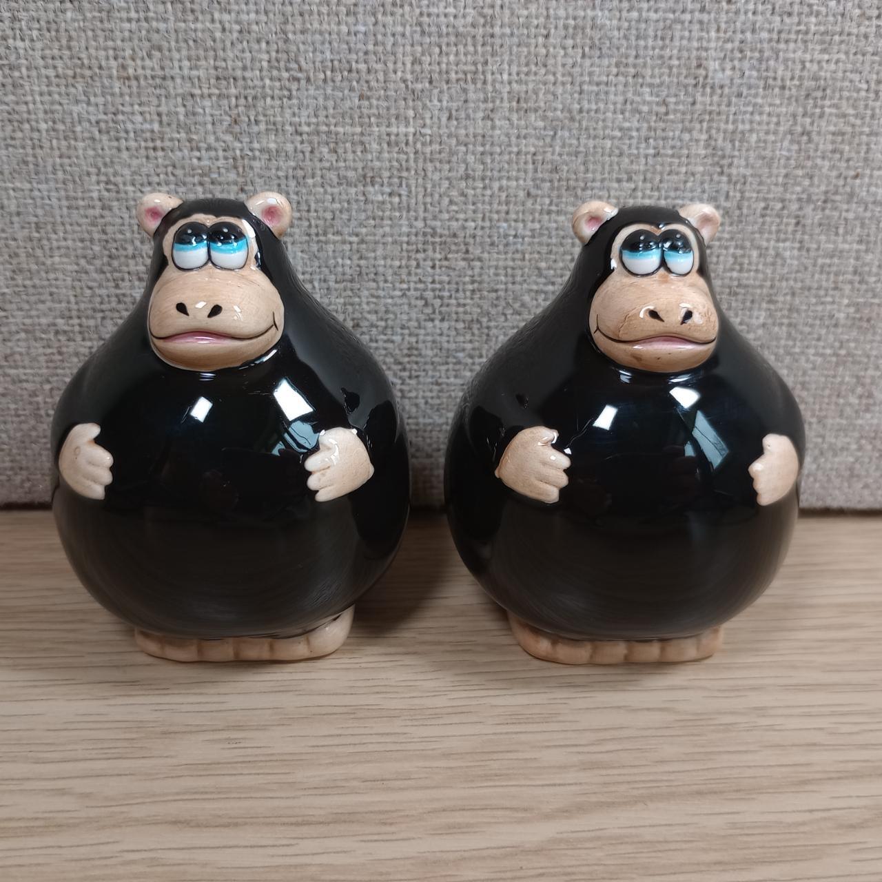 Vintage Monkey buy Salt and Pepper set