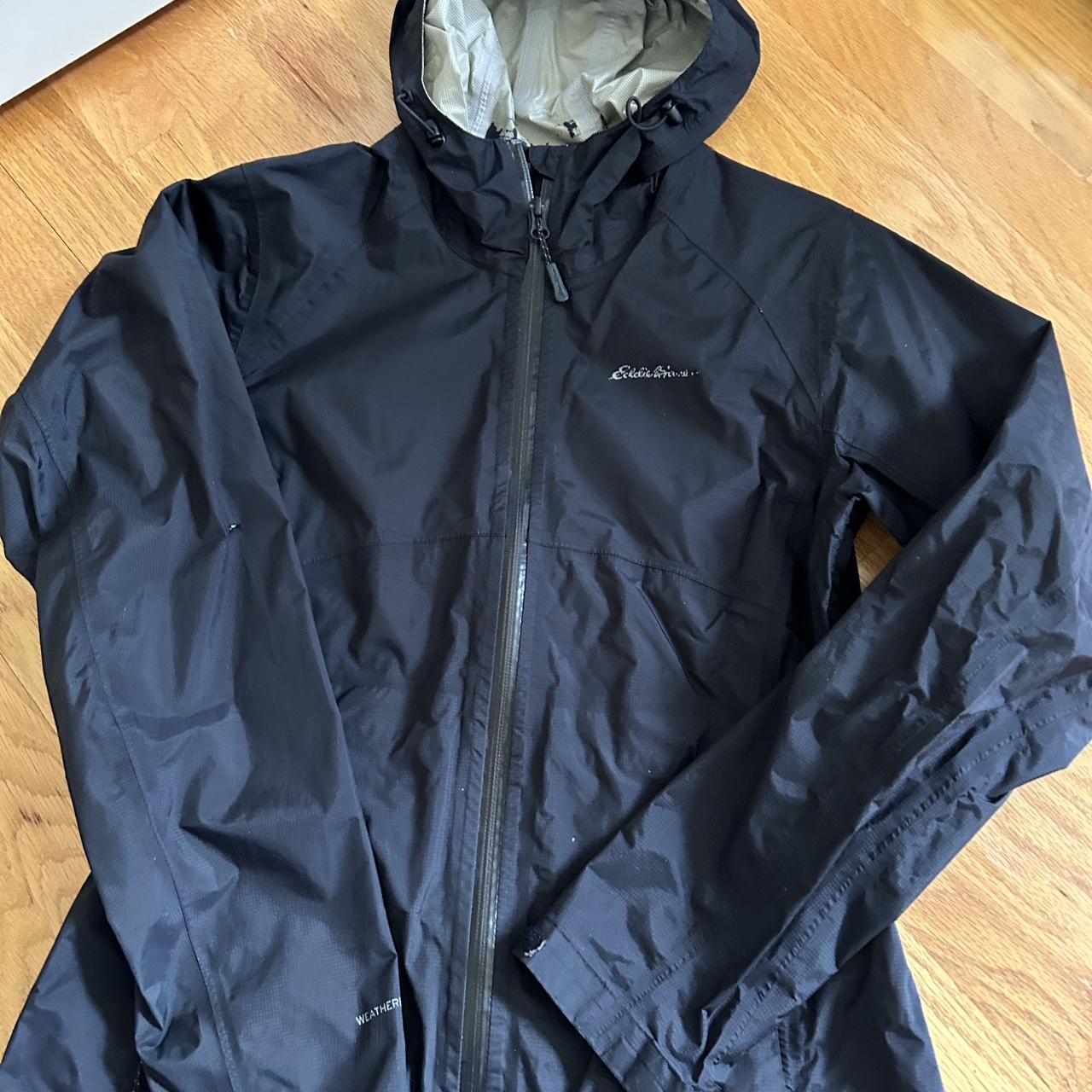 Eddie Bauer Rain Jacket size xs it’s in good... - Depop