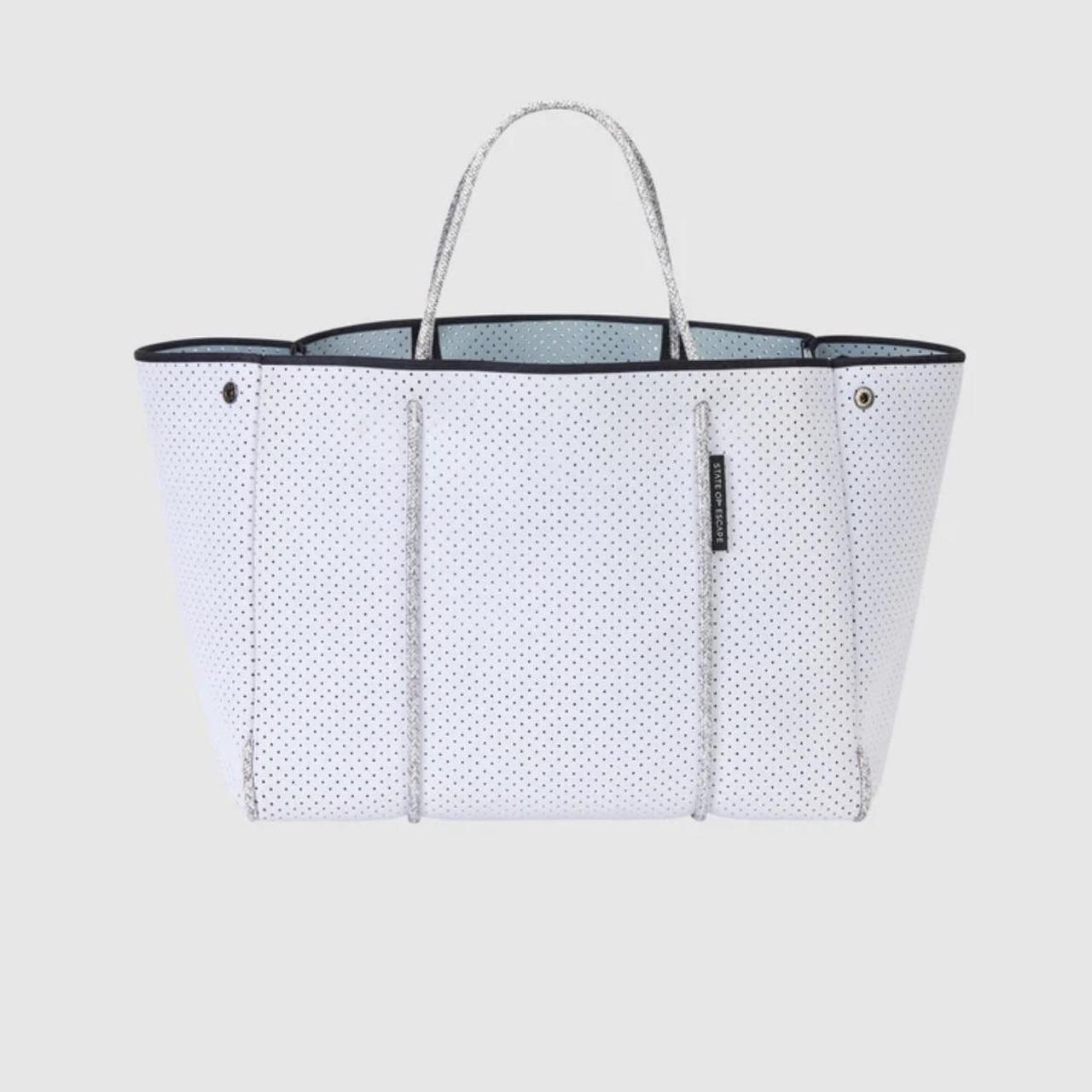 State of clearance escape tote