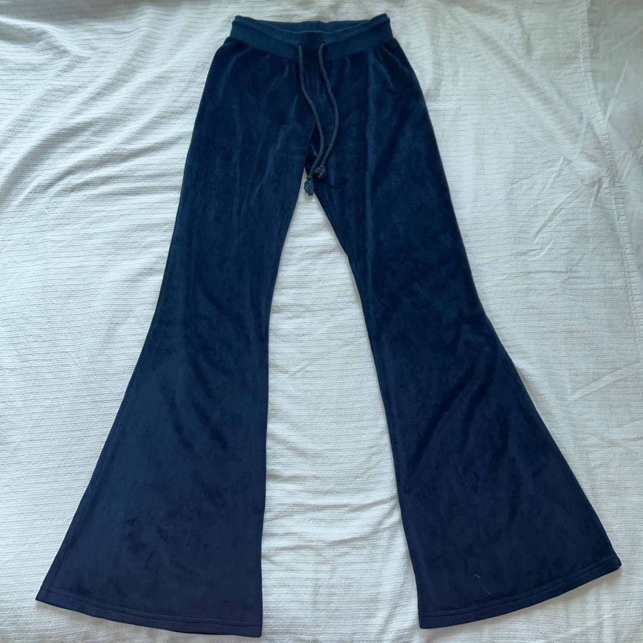 SUBDUED NAVY/DEEP BLUE VELOUR