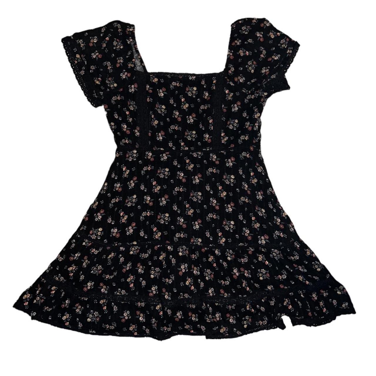 American Eagle Dress🖤 black dress w/ floral print.... Depop