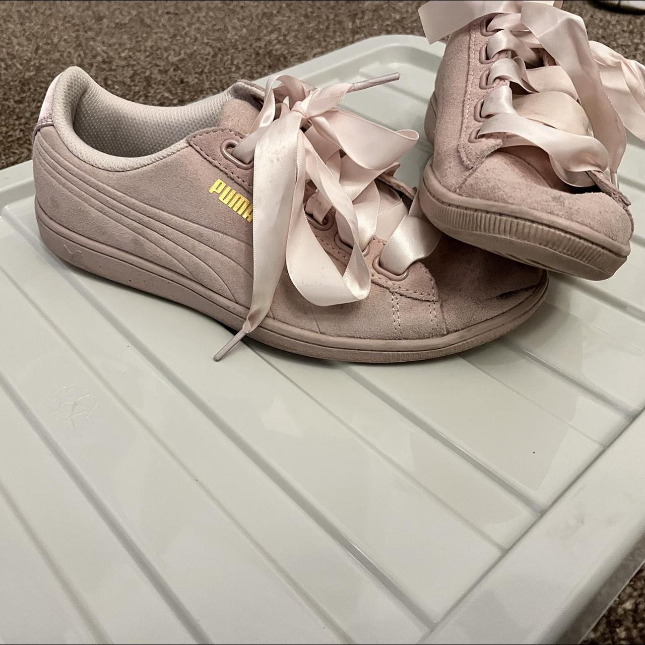 Womens pink puma on sale trainers