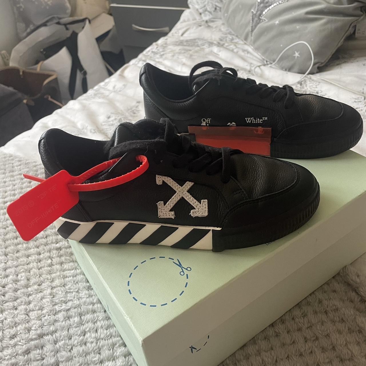 Black and white vulcanised arrow low off white... - Depop