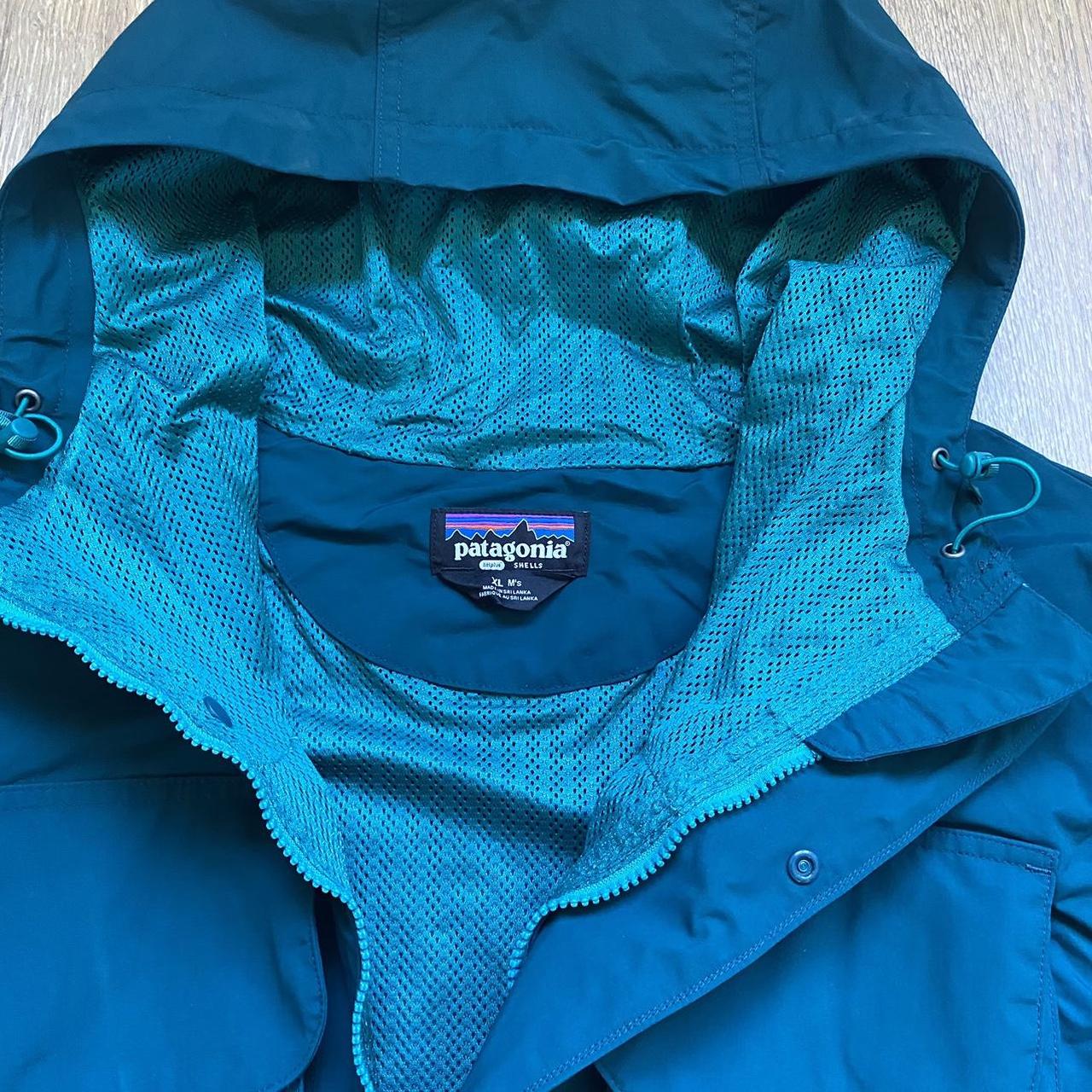 Patagonia Men's Green Jacket Depop