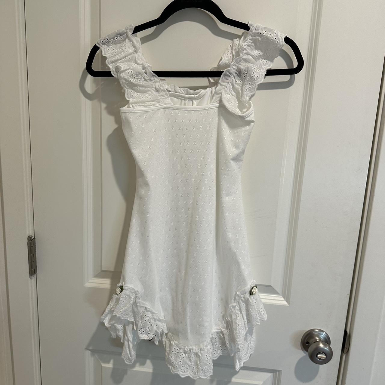 White ruffled cider dress Size xs Depop
