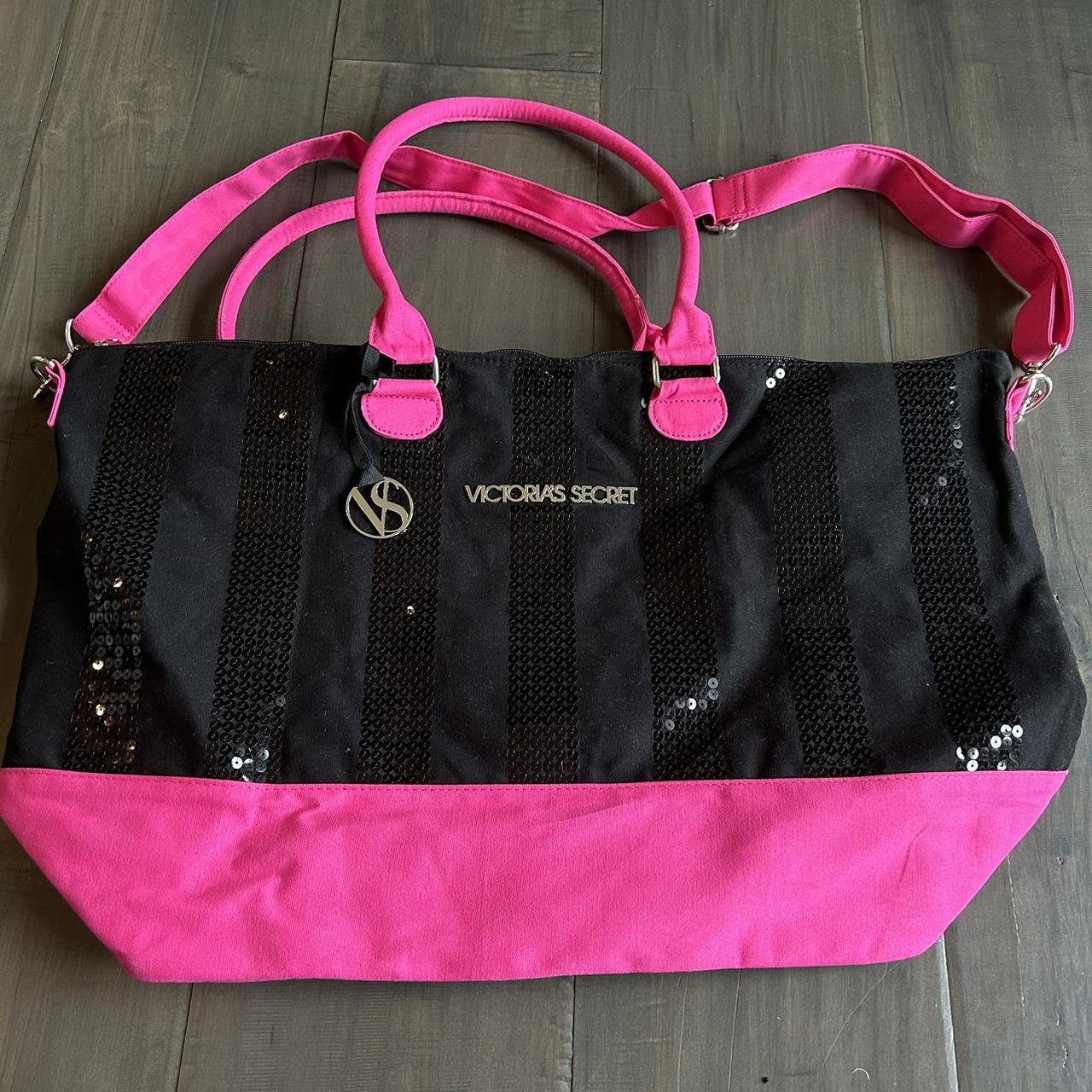 Victoria's Secret purse, cross body purse can hold a - Depop