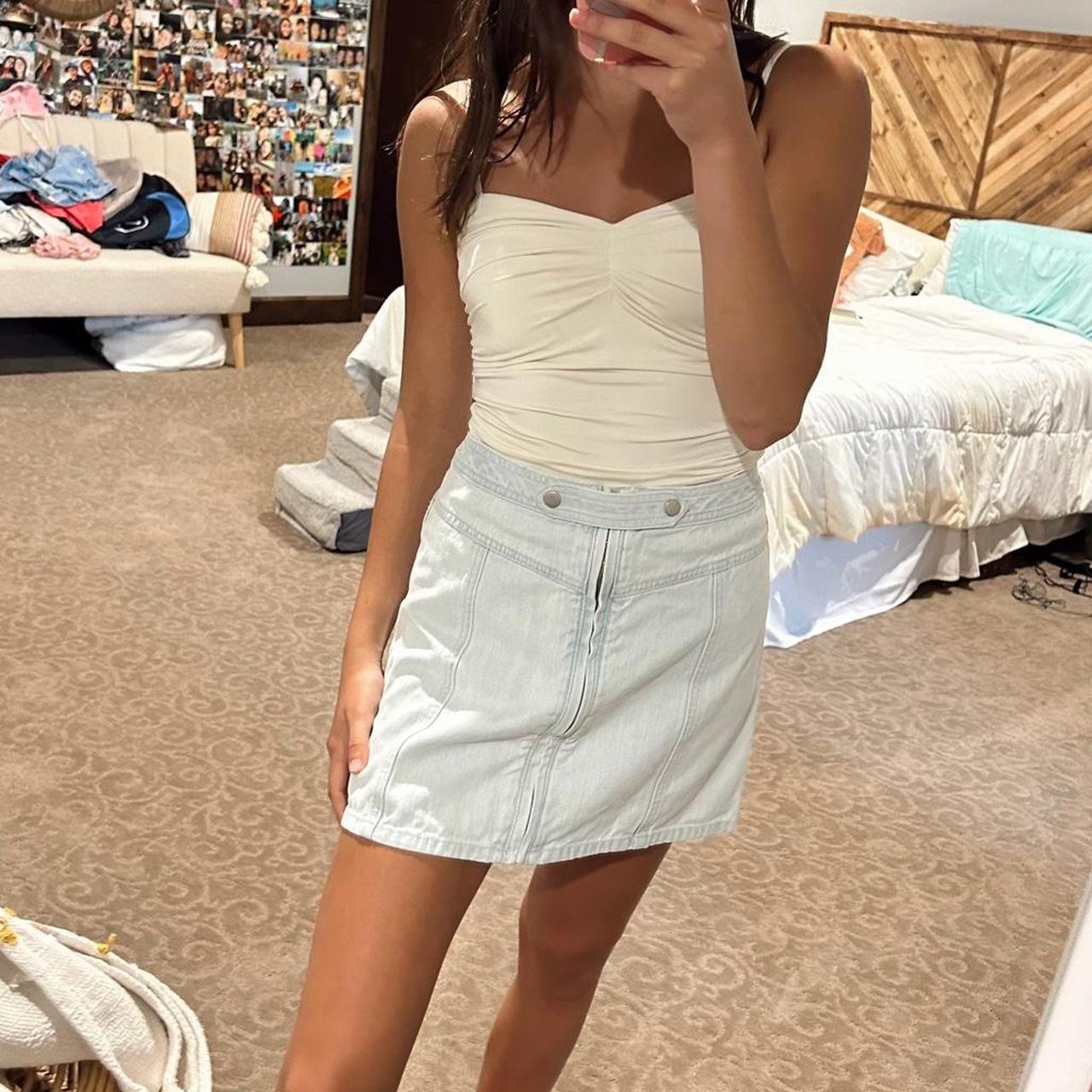 White denim skirt outlet size 2