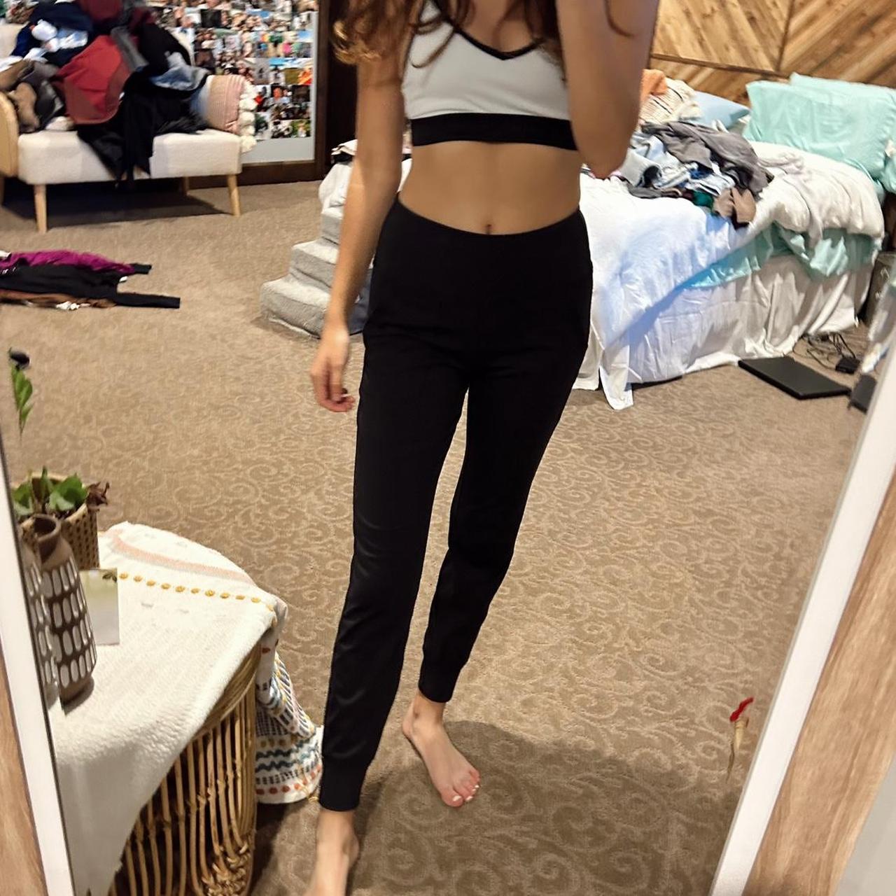 90 Degree High Waisted Joggers Size extra - Depop