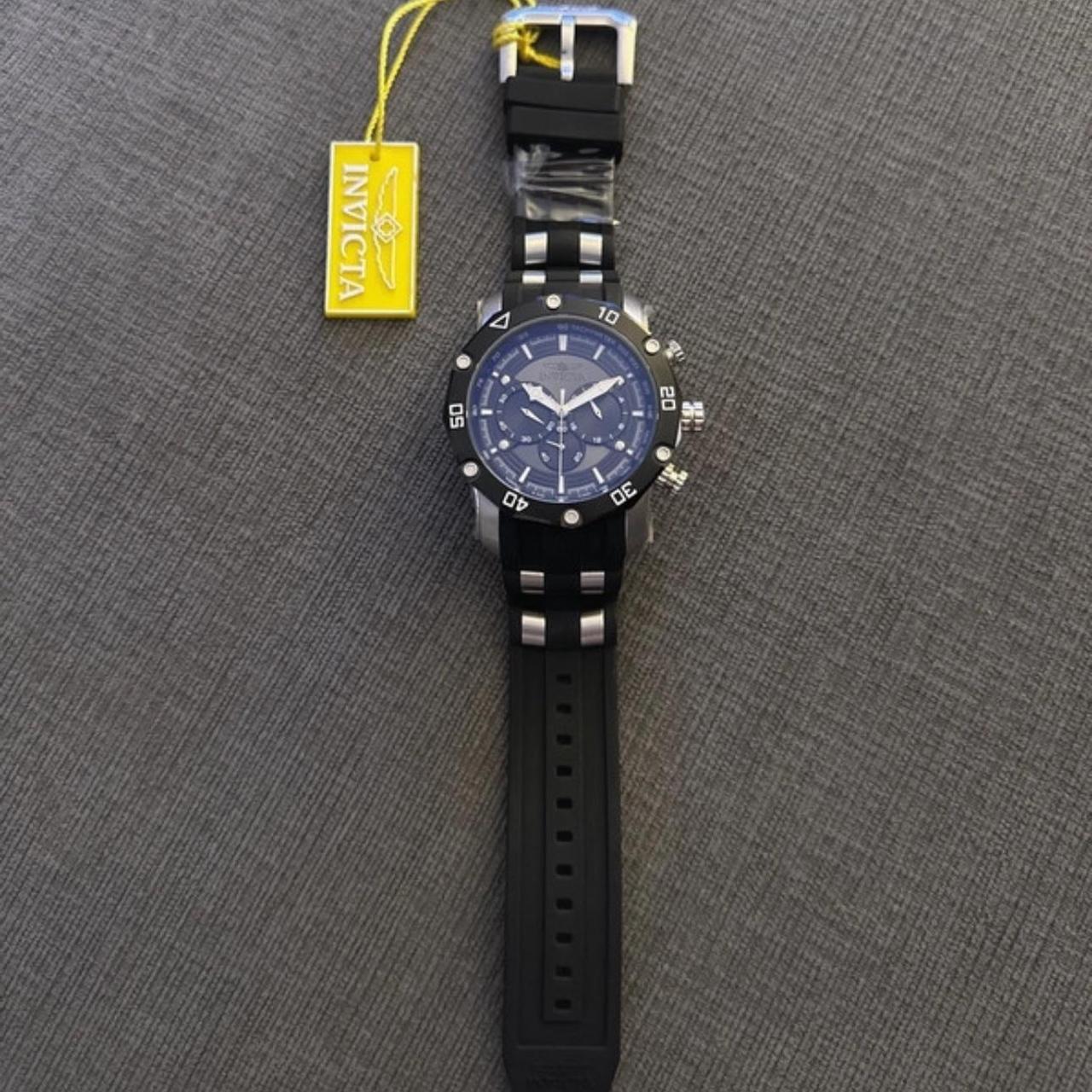 Selling BRAND NEW INVICTA MENS WATCH