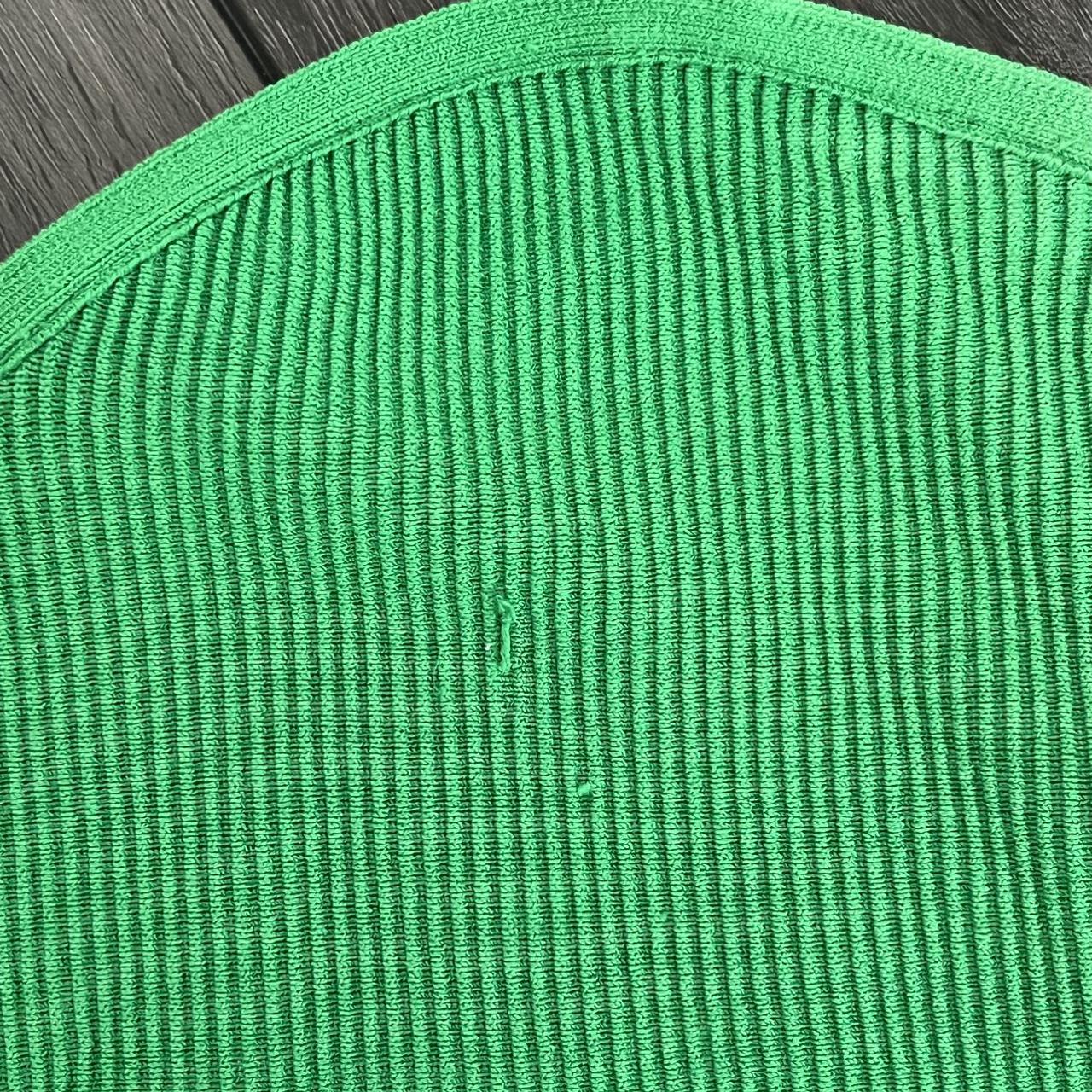 Aritzia Women's Green Croptop Depop