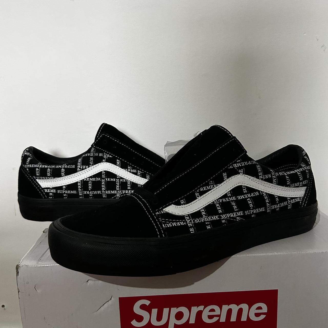 Supreme Vans Black Halfcab pro skate shoes size - Depop