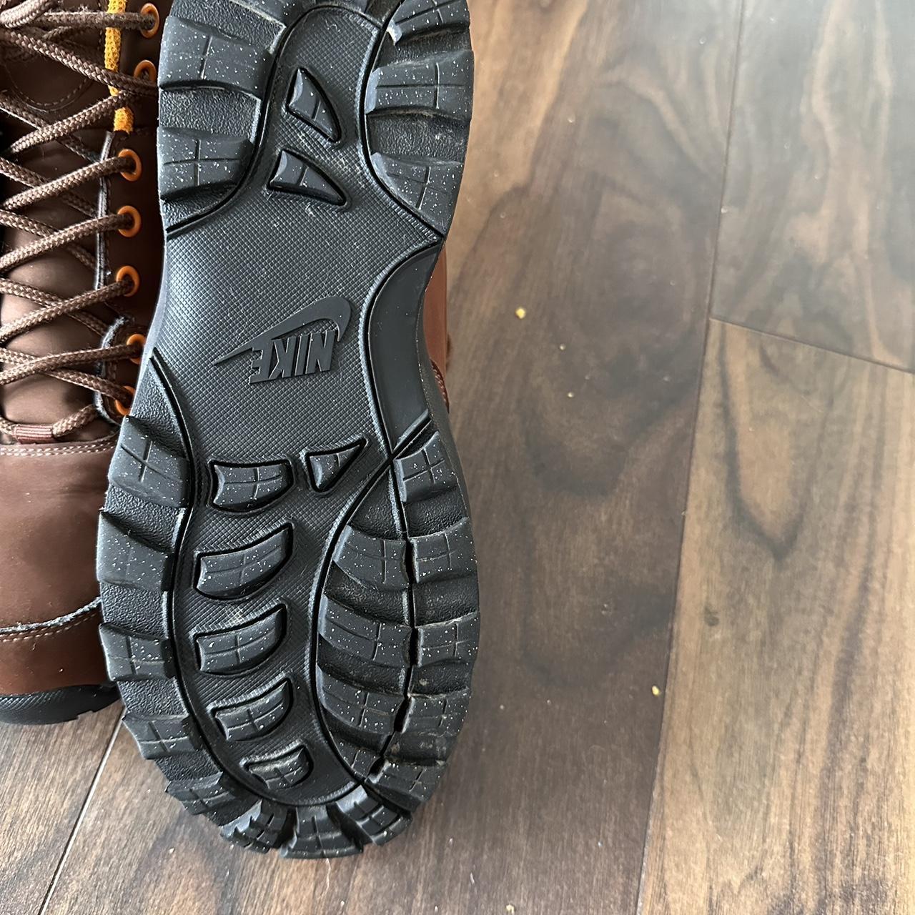 nike brown manoa boots