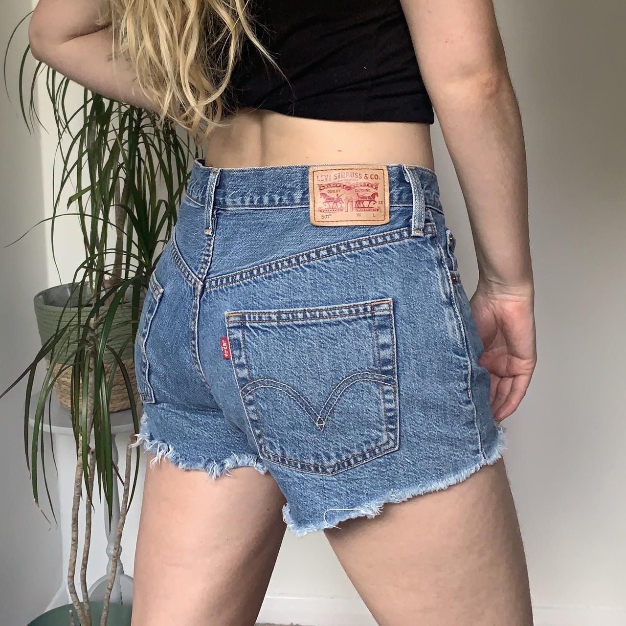 Levi strauss hotsell high waisted shorts