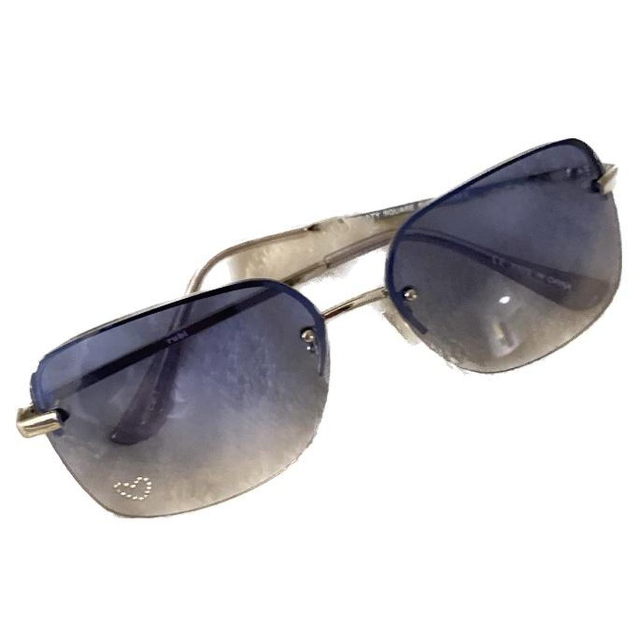 item listed by anusiabux