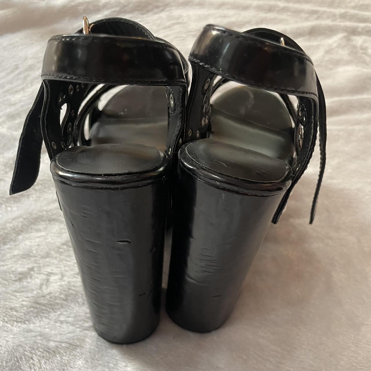 dollskill butterfly heels