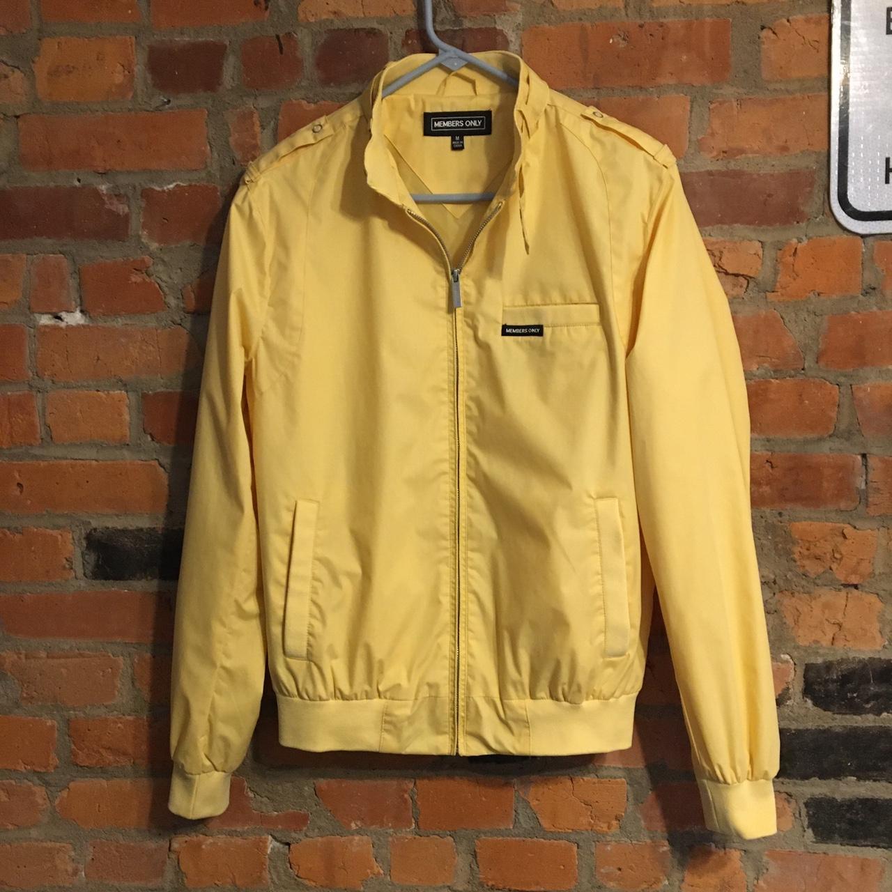 Members Only Vintage 80s Yellow Jacket *The video... - Depop