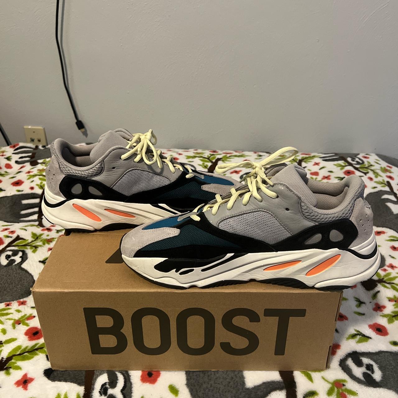 Yeezy 700 wave runner on sale used