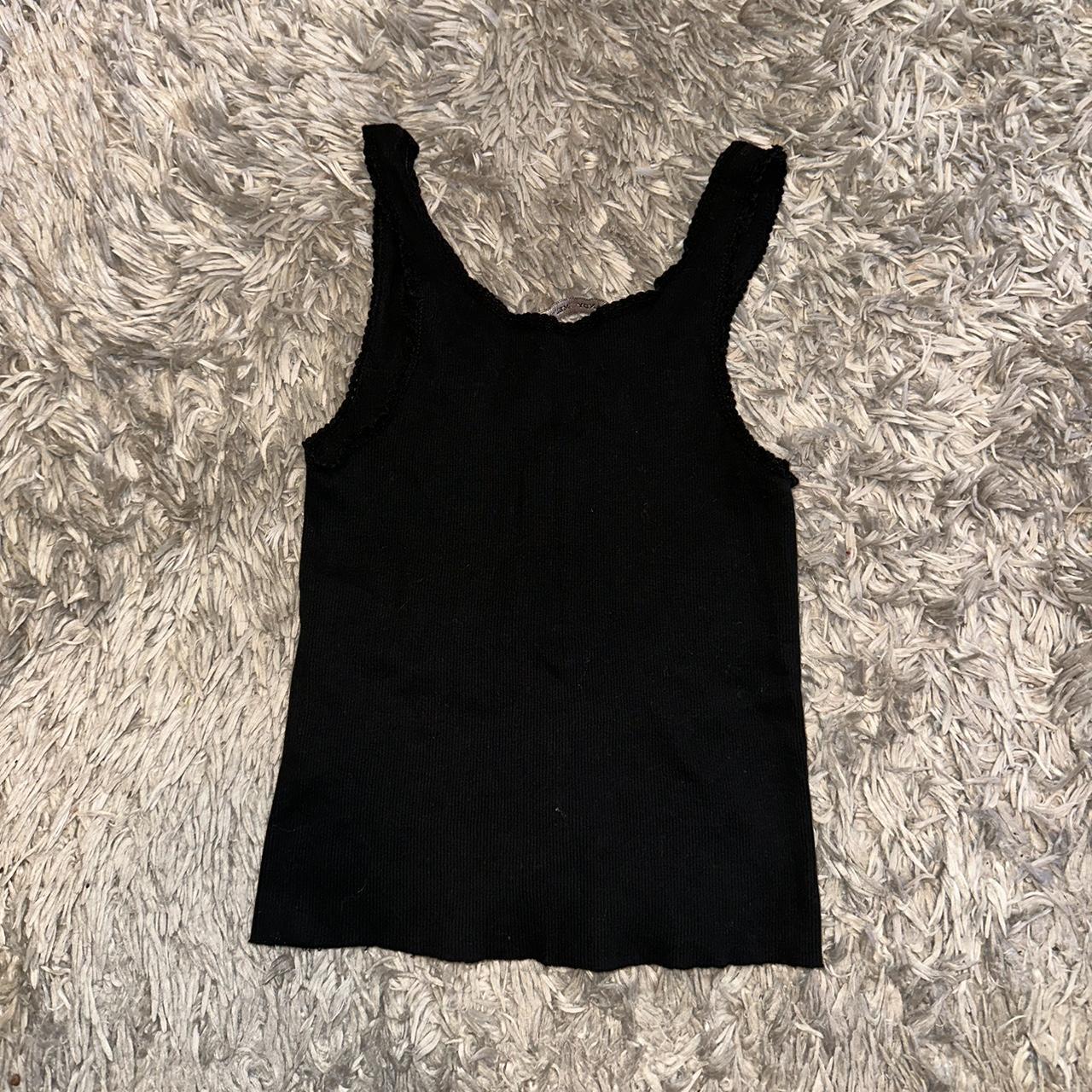 Brandy Melville she-devil Ronnie tank -read shop... - Depop