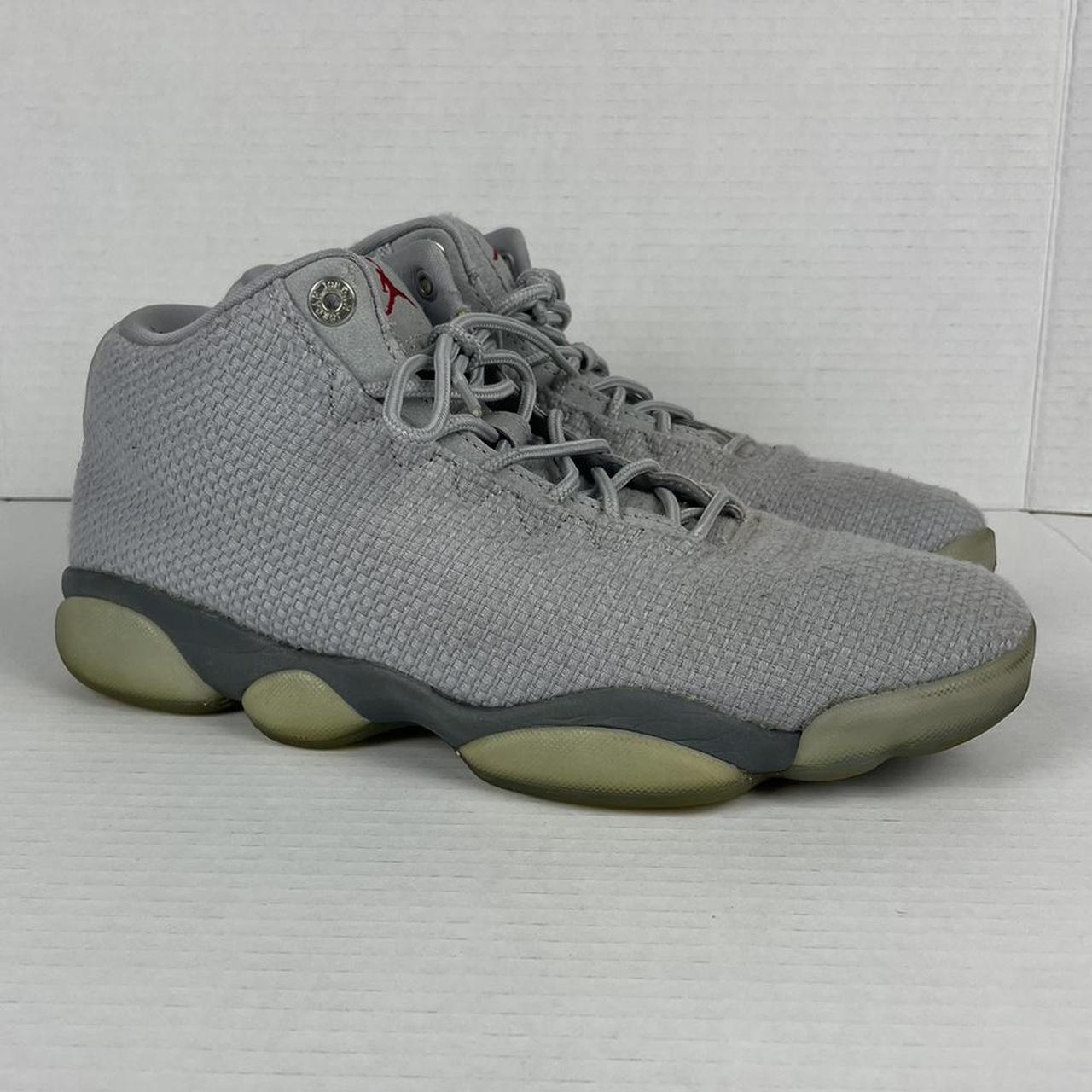 Jordan horizon hot sale wolf grey