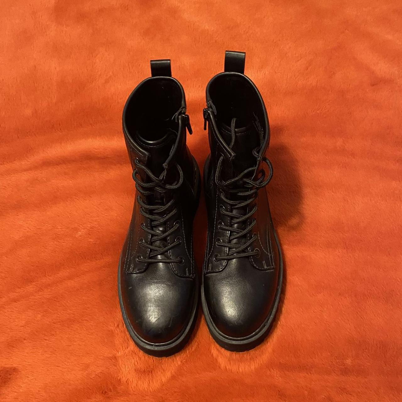 🕷️ Target Platform Boots 🕷️ • Women’s size 7.5 (fits... Depop