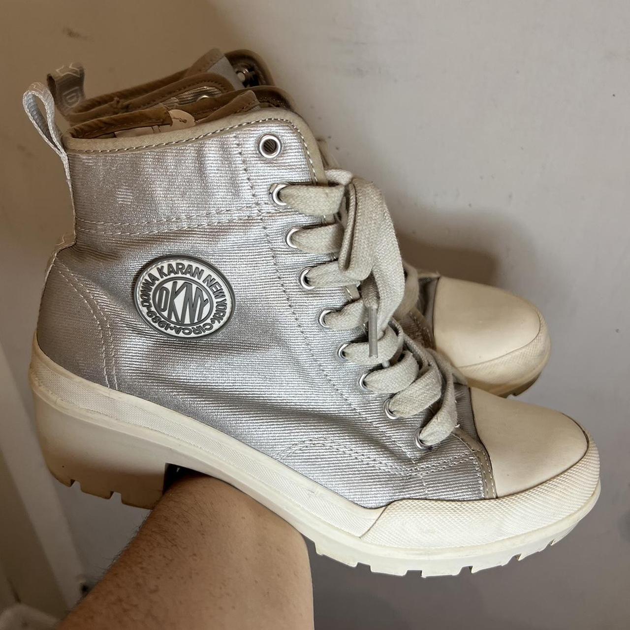 DKNY VTG 90’s Silver White Platform Heeled Lace