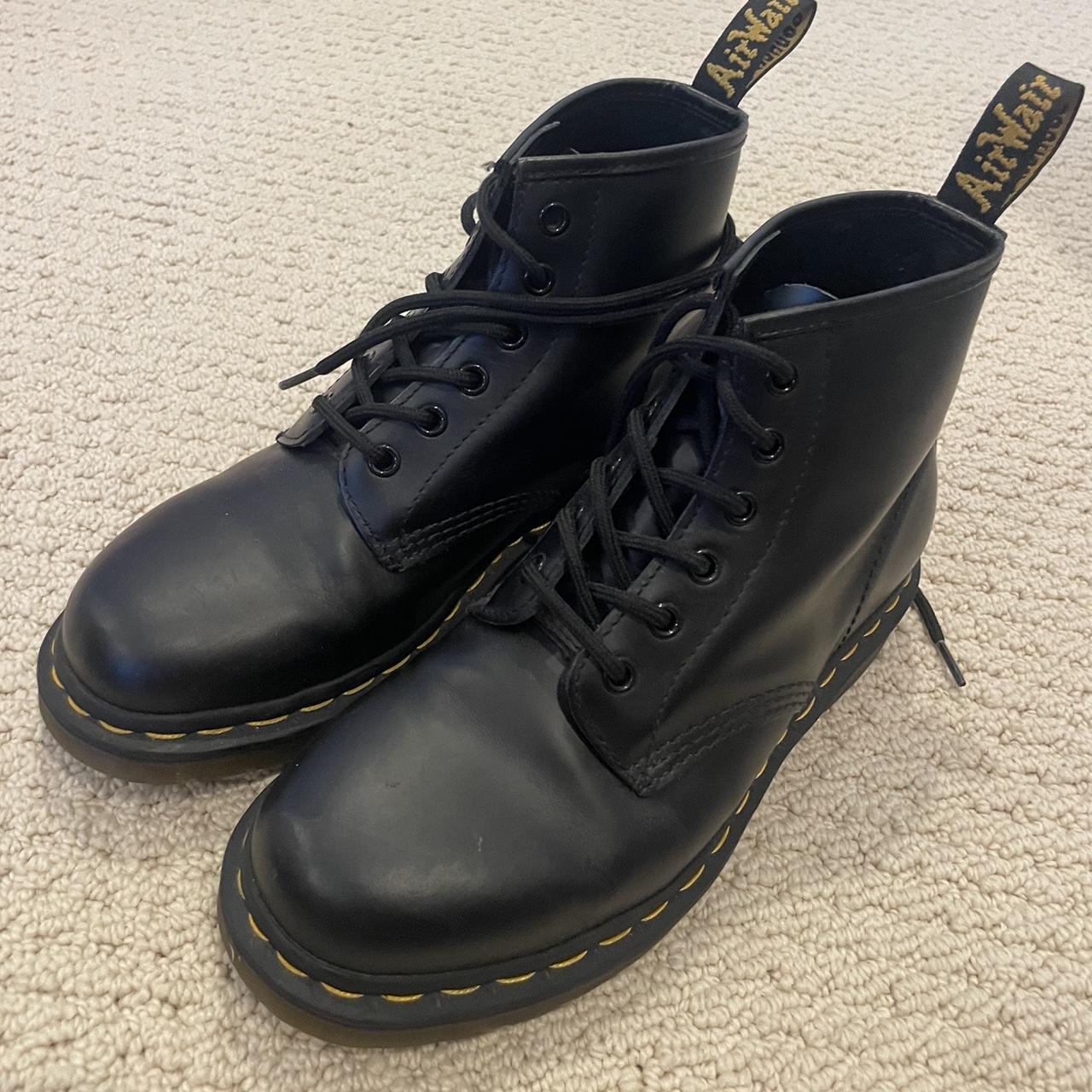 doc martin boots - Depop