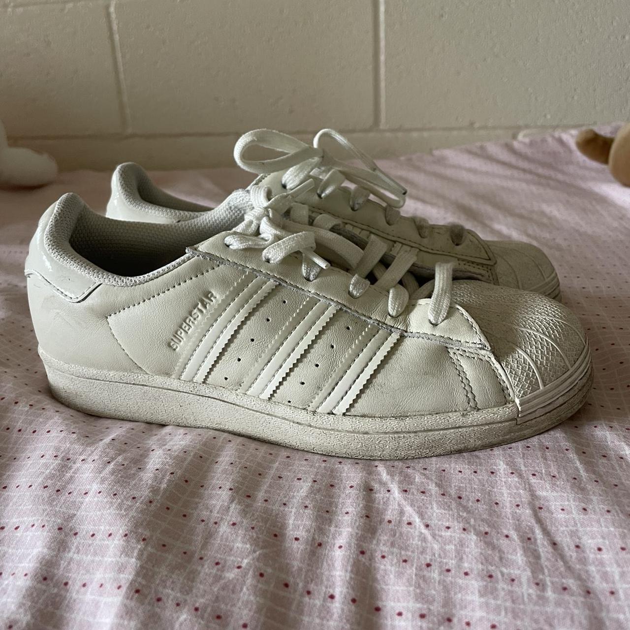 Adidas Women's White and Cream Trainers | Depop