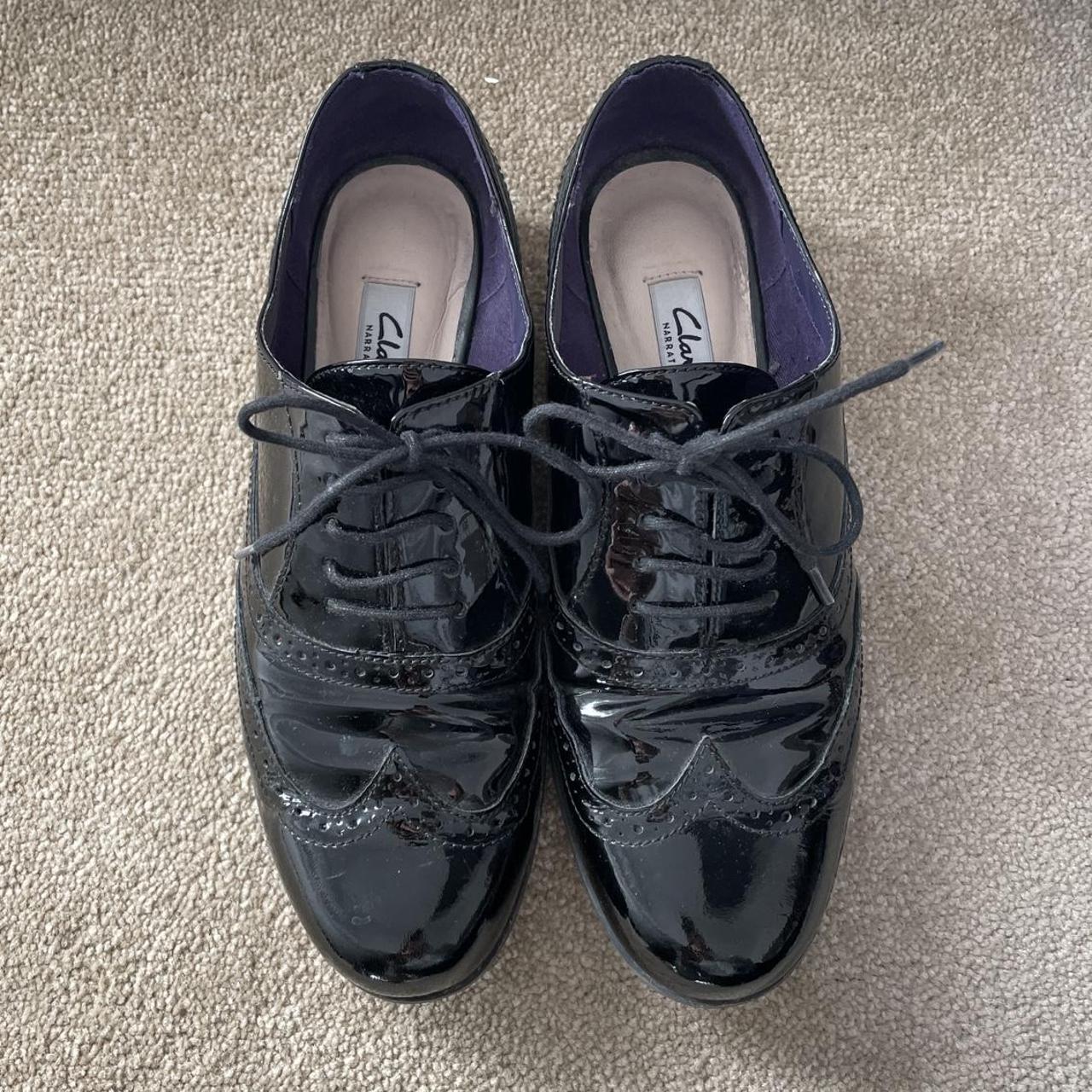 clarks navy brogues womens