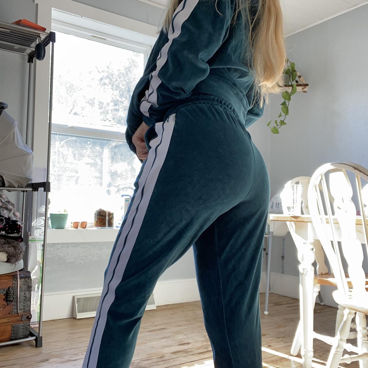 boohoo pleated cape dress