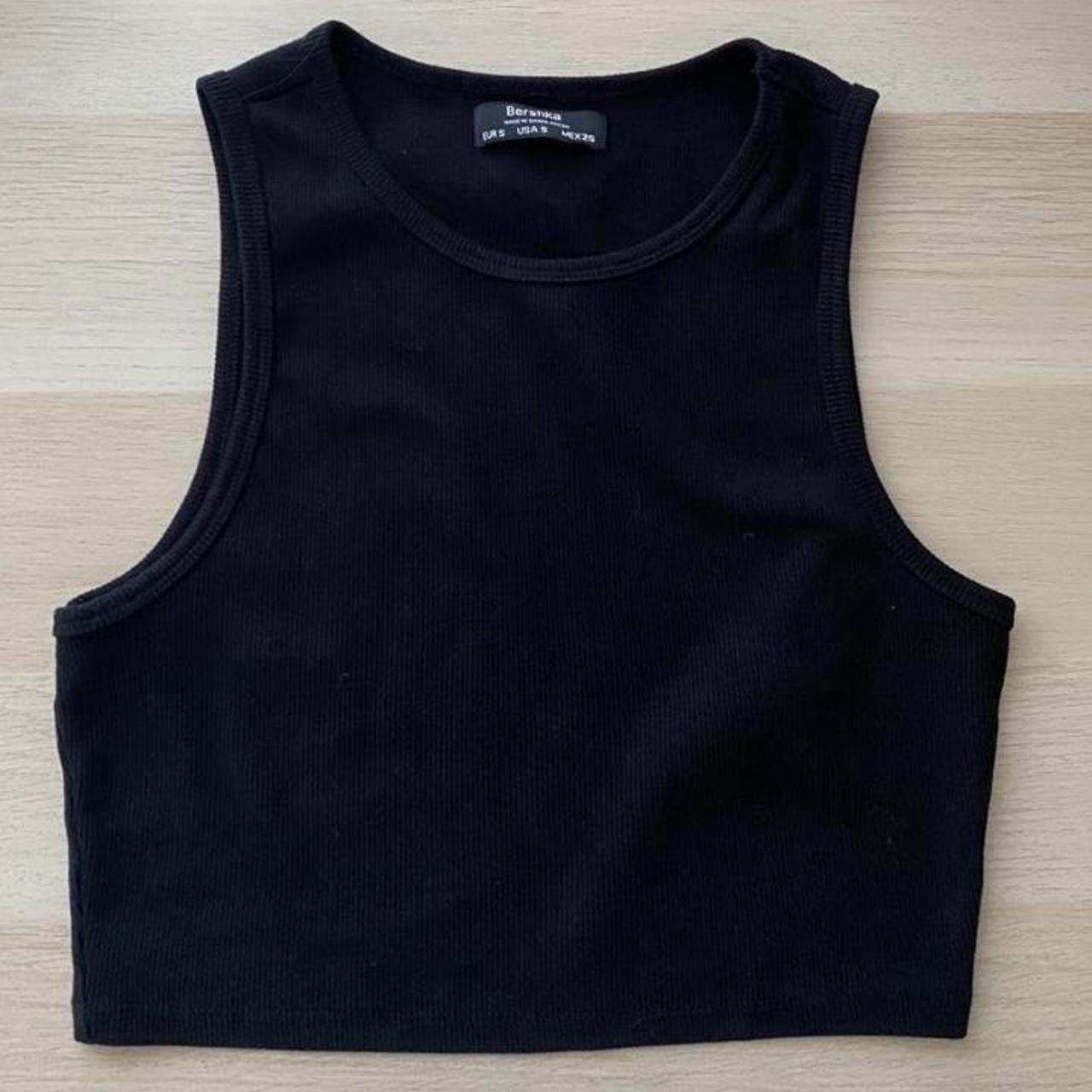 Bershka Women's Black Vest | Depop