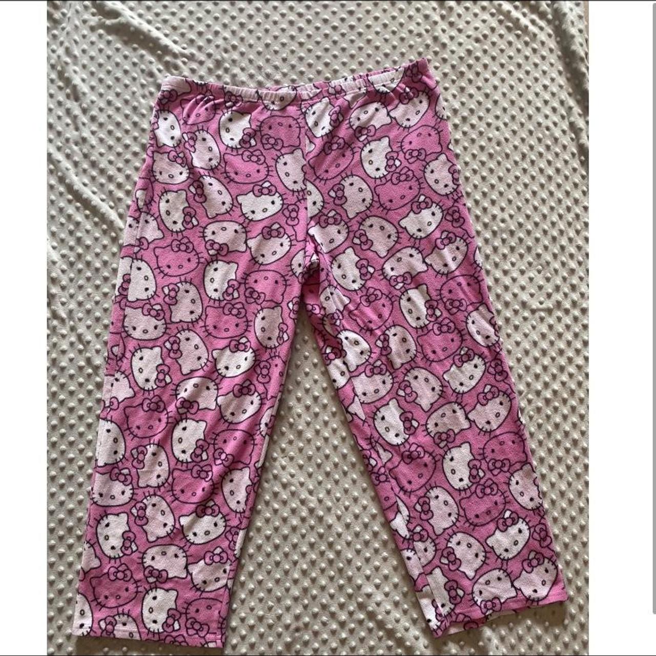 Sanrio Women's Pink and White Pajamas | Depop