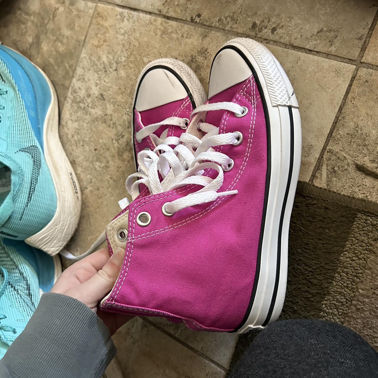 ladies pink converse size 5