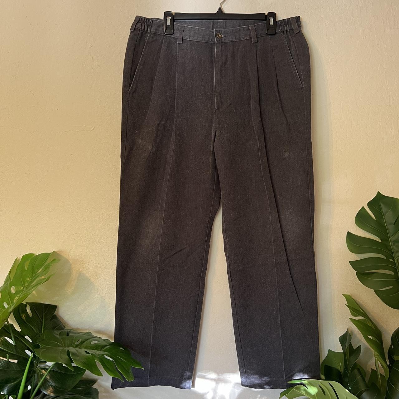 Vintage Haggar gray pleated pants. Sized 36x30 and... - Depop