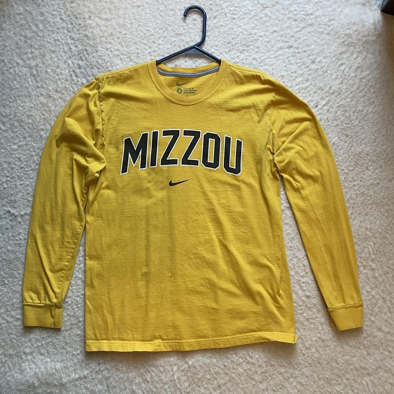 Y2K MIZZOU UNIVERSITY OF MISSOURI NIKE... - Depop