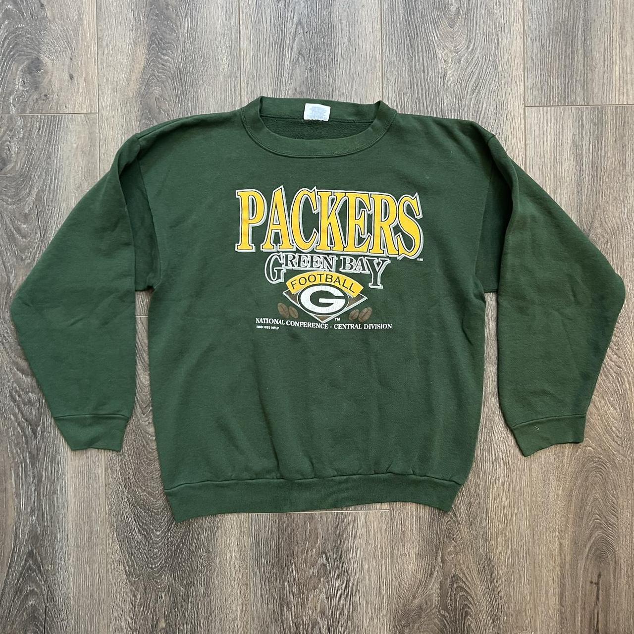 Vintage GreenBay Packers crewneck sweatshirt. Mens - Depop