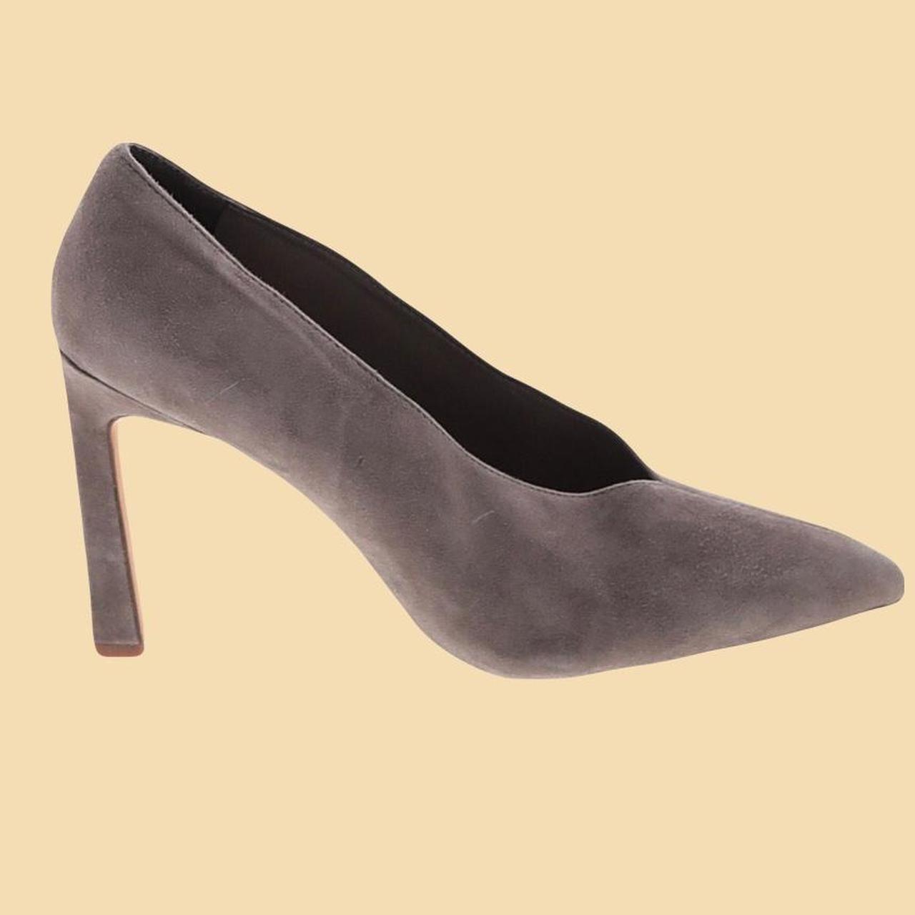 Vince camuto clearance suede pumps