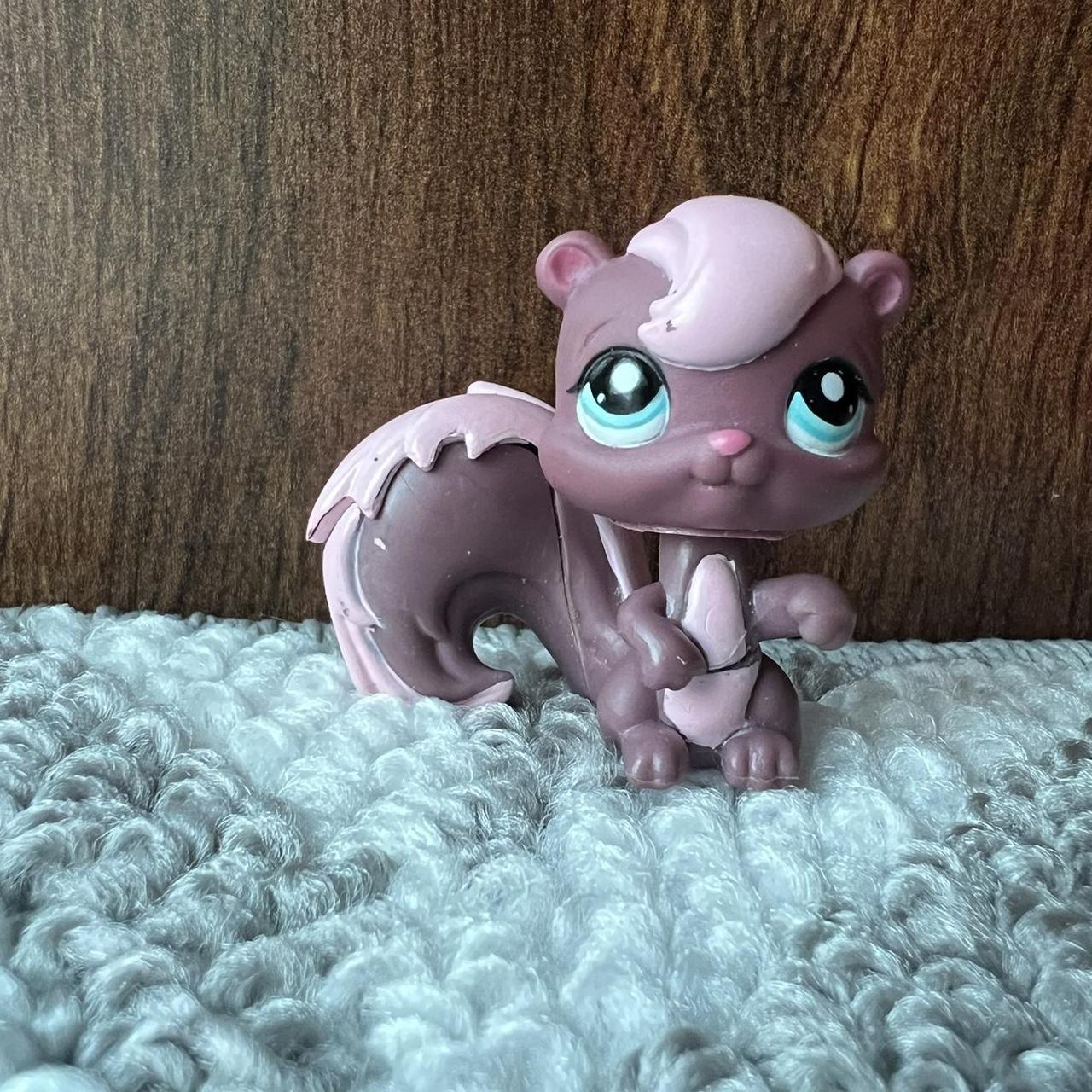 littlest pet shop - squirrel - barely used -... - Depop