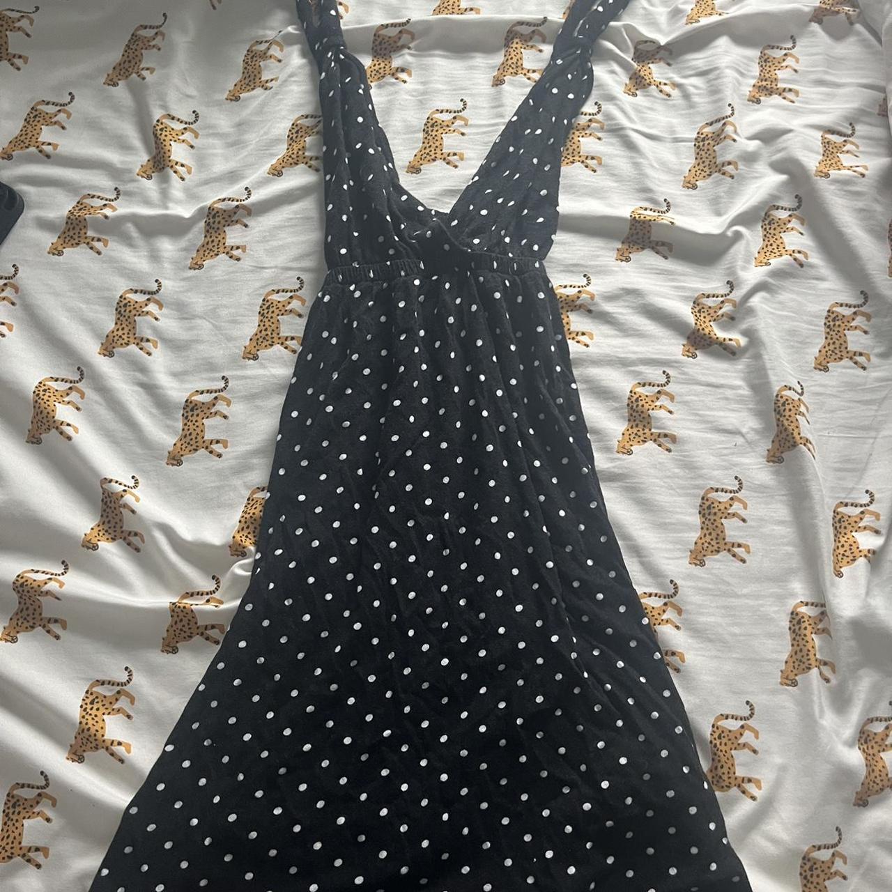 vintage polka dot dress (V-Cut) no tags fits a s/m - Depop